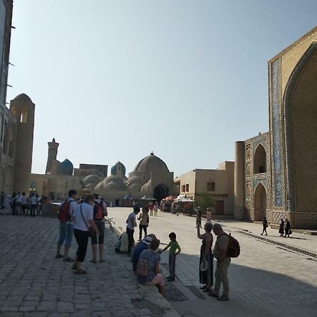 Zarin Guest House B&B Bukhara Eksteriør billede